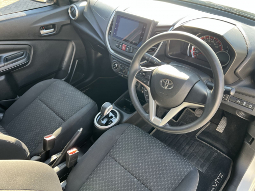 Toyota Vitz 1.0 XR in Namibia
