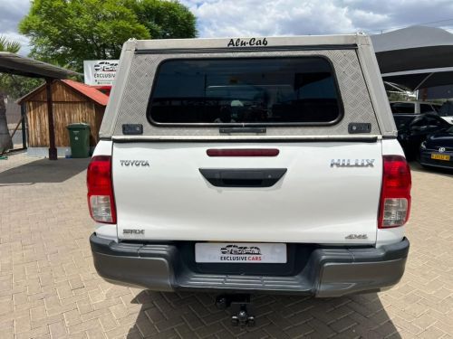 Toyota Hilux 2.4 SRX 4x4 A/T in Namibia