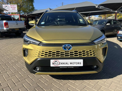 Toyota COROLLA CROSS 1.8 XS HYBRID in Namibia