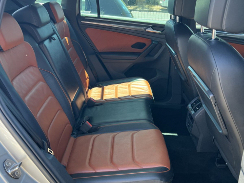 Volkswagen Tiguan 2.0TSI R-Line 4 Motion in Namibia