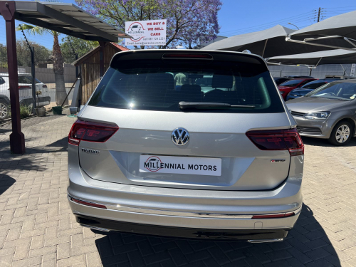 Volkswagen Tiguan 2.0TSI R-Line 4 Motion in Namibia