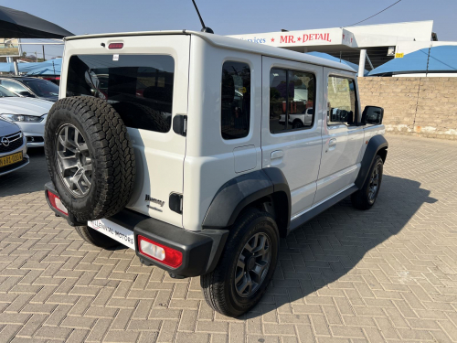 Suzuki Jimny 1.5GLX 4x4 A/T in Namibia