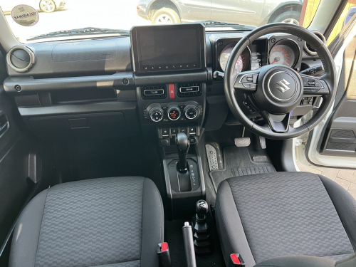 Suzuki Jimny 1.5GLX 4x4 A/T in Namibia