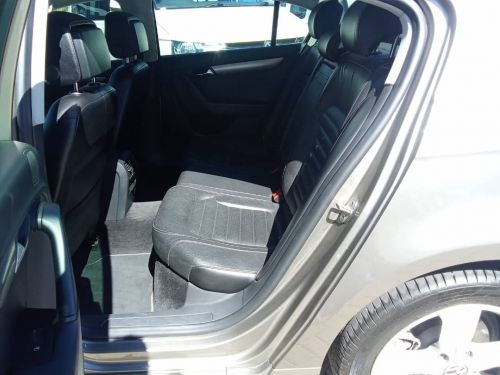 Volkswagen Passat 1.8 COMFORTLINE DSG in Namibia