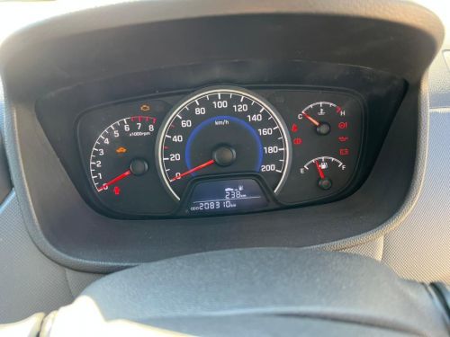Hyundai Grand i10 1.0 Motion Manual in Namibia