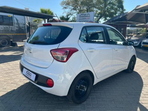 Hyundai Grand i10 1.0 Motion Manual in Namibia