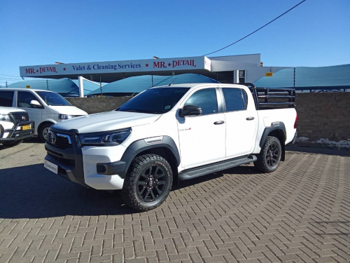 Used Toyota Hilux 2.8 GD-6 RB LEGEND 4X4 for sale in Windhoek