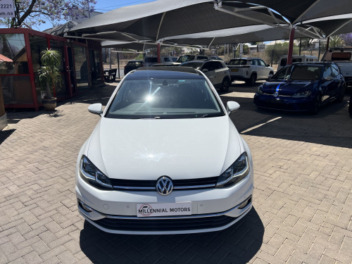 Volkswagen Golf 7.5 TSI1.4 DSG in Namibia