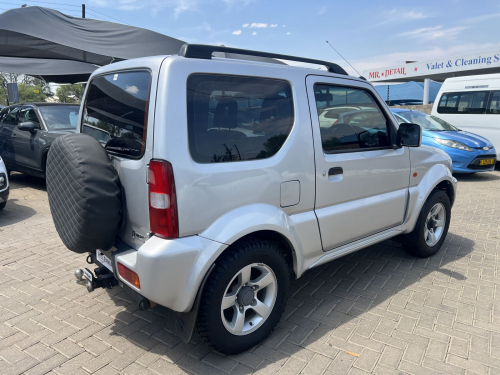 Suzuki Jimny 1.3 4x4 in Namibia