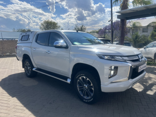 Used Mitsubishi Triton 2.4 DI DC 4x4 for sale in Windhoek