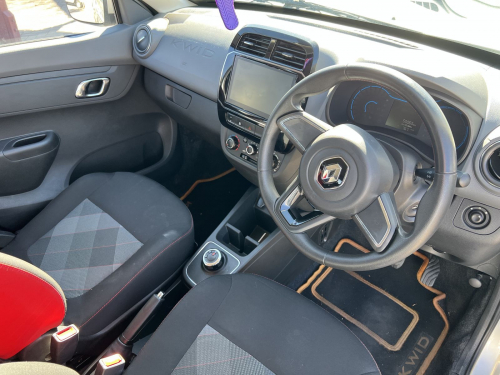 Renault Kwid 1.0 DYNAMIQUE ZEN TECHNO in Namibia