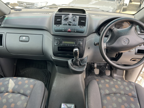 Mercedes-Benz Vito Crewbus in Namibia