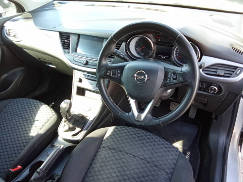 Opel Astra 1.0T ENJOY in Namibia