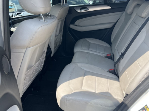 Mercedes-Benz ML350 BlueTEC 3.0 V6 in Namibia