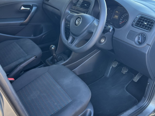 Volkswagen Polo Vivo 1.4 Trendline in Namibia