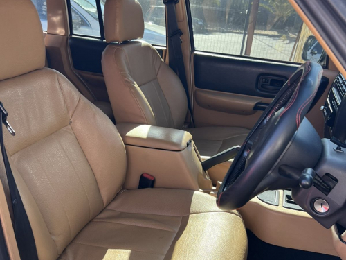 Jeep Cherokee Sport 4.0 A/T in Namibia