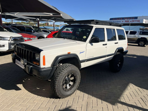 Pre-owned Jeep Cherokee Sport 4.0 A/T for sale in 