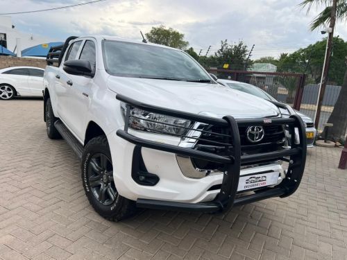 Pre-owned Toyota Hilux 2.4 GD-6 Raider 4x4 for sale in 