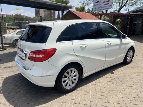 Mercedes-Benz B180 in Namibia