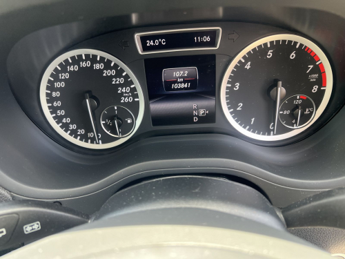Mercedes-Benz B180 in Namibia