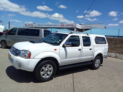 Nissan Hardbody NP300 2.5 TDI 4x4 in Namibia