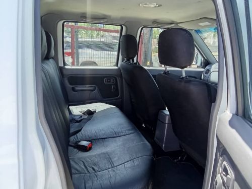Nissan Hardbody NP300 2.5 TDI 4x4 in Namibia