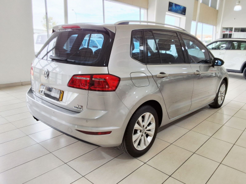 Volkswagen Golf SV 1.4Tsi Comfortline in Namibia
