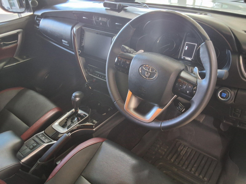 Toyota Fortuner 2.8Gd6 4X4 AT in Namibia