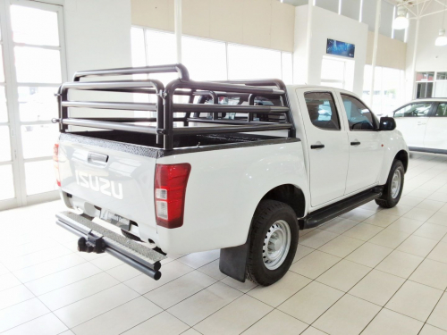 Isuzu D-Max 2.5D DC 2X4 P/U Ho in Namibia