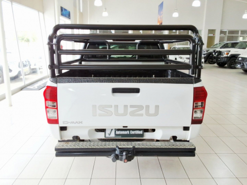 Isuzu D-Max 2.5D DC 2X4 P/U Ho in Namibia