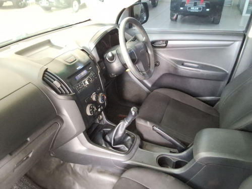 Isuzu D-Max 2.5D DC 2X4 P/U Ho in Namibia