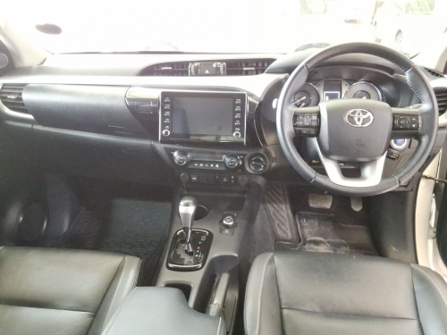 Toyota Hilux DC 2.8GD6 Raider 4X4 AT MH in Namibia
