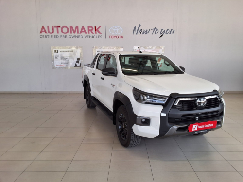 Toyota Hilux Double Cab Hilux DC 2.8 RB LDRS AT MH in Namibia
