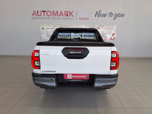 Toyota Hilux Double Cab Hilux DC 2.8 RB LDRS AT MH in Namibia