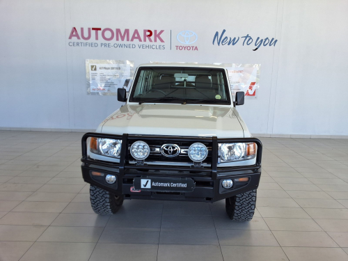 Used Toyota Toyota Land Cruiser 79 DC 4.0 Petrol 4x4 MT for sale in Ongwediva