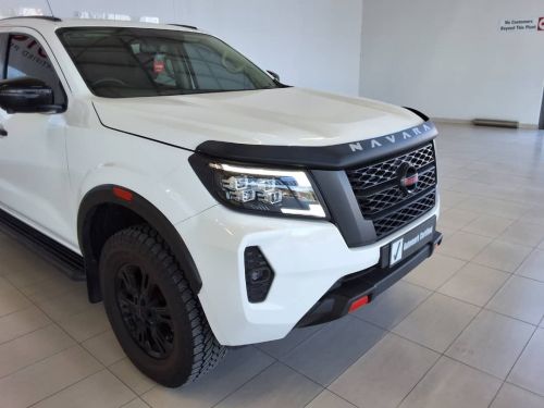 Nissan NISSAN NAVARA 2.5ddti Pro-4x4 in Namibia