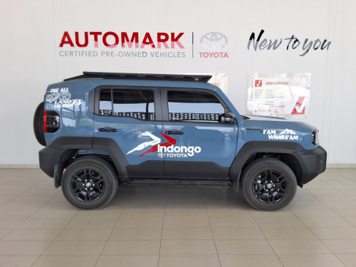 Toyota Land Cruiser FJ Land Cruiser FJ 4X4 6AT VX in Namibia