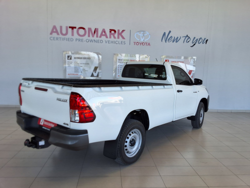 Toyota Hilux Single Cab Hilux SC 2.4GD6 4X4 SR 6MT in Namibia