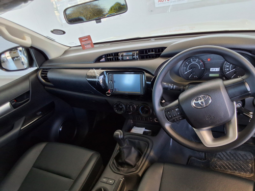Toyota Hilux Single Cab Hilux SC 2.4GD6 4X4 SR 6MT in Namibia