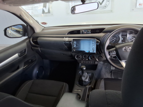 Toyota Hilux Extra Cab 2.4 GD6 RB RAI 6MT in Namibia