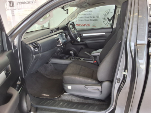 Toyota Hilux Single Cab 2.4GD6 4X4 RAI AT in Namibia
