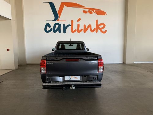 Toyota Hulux 2.0VVTI in Namibia