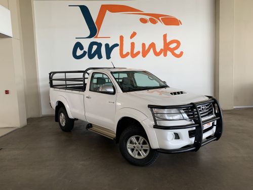 Pre-owned Toyota Hilux 3.0D4D Raider 4x4 for sale in 
