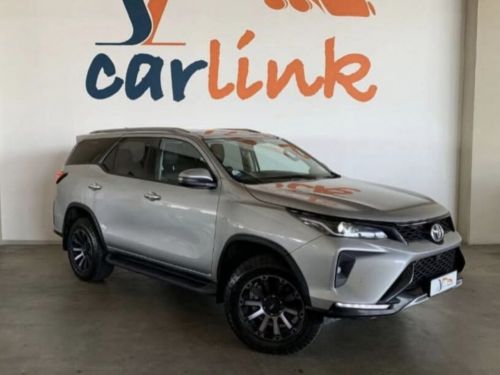 Pre-owned Toyota FORTUNER 2.4 GD 6 4X4 A/T for sale in 