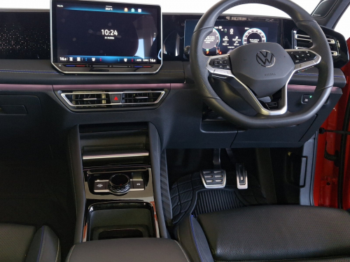 Volkswagen Tiguan 2.0tsi R-Line 4Motion DSG in Namibia