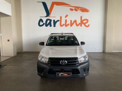 Toyota Hilux 2.0VVTI A/C in Namibia