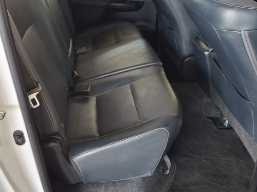 Toyota Hilux 2.8 GD6 RB Legend A/T 4x2 in Namibia
