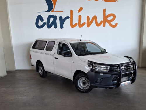 Toyota Hilux 2.0 vvti A/C S/C 4x2 in Namibia