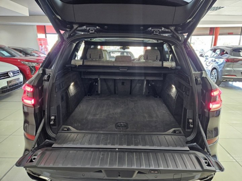 BMW X5 XDrive 30D M-Sport (G05) in Namibia