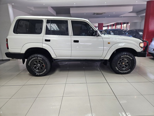 Toyota Landcruiser 4.5 Gx in Namibia